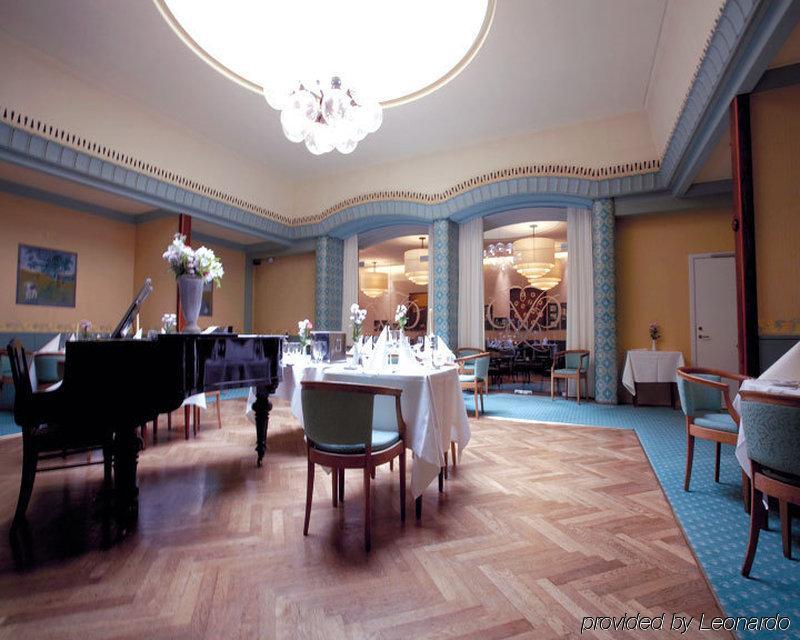 Hotel Ранерс Ресторант снимка